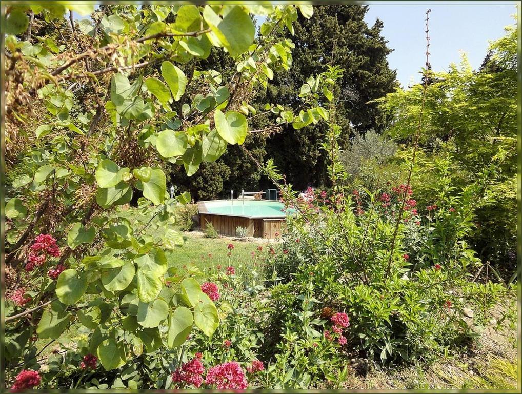 Gite La Gourmandine Saint-Andiol Exteriér fotografie